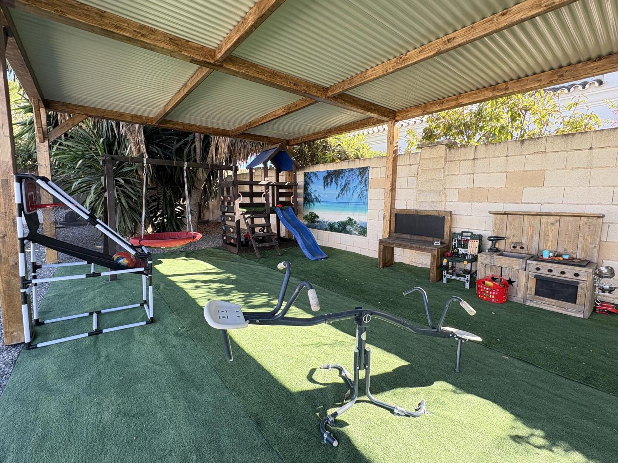 La Casa De Familia — Photos 3